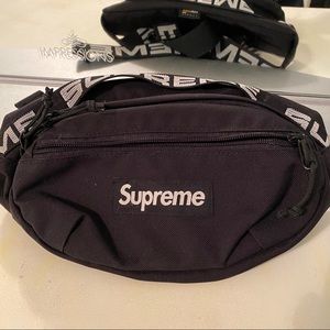 Supreme Black Fanny Pack